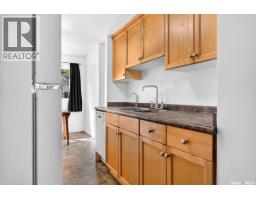 3830 Castle Road, Regina, SK S4S6M7 Photo 10