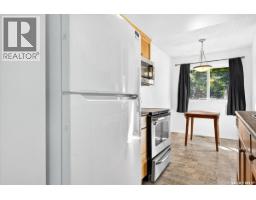 3830 Castle Road, Regina, SK S4S6M7 Photo 11