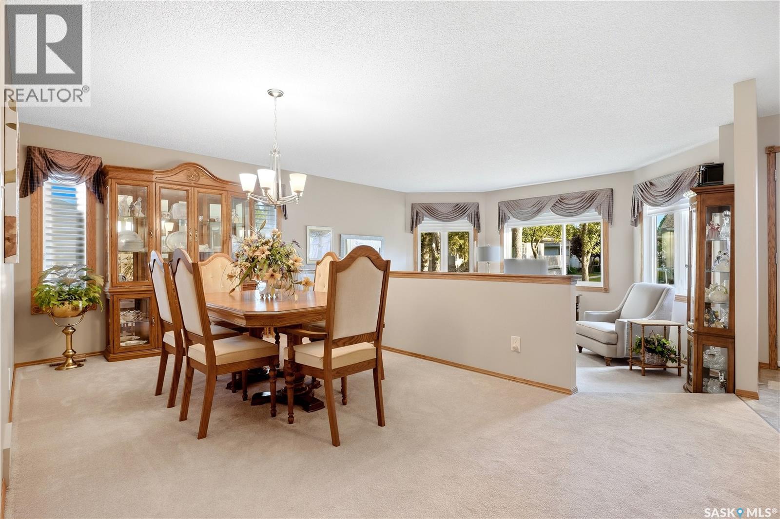 18 Greencrest BAY, Regina — photo 7