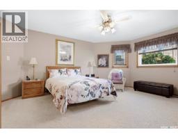18 Greencrest Bay, Regina, SK S4S7E9 Photo 29