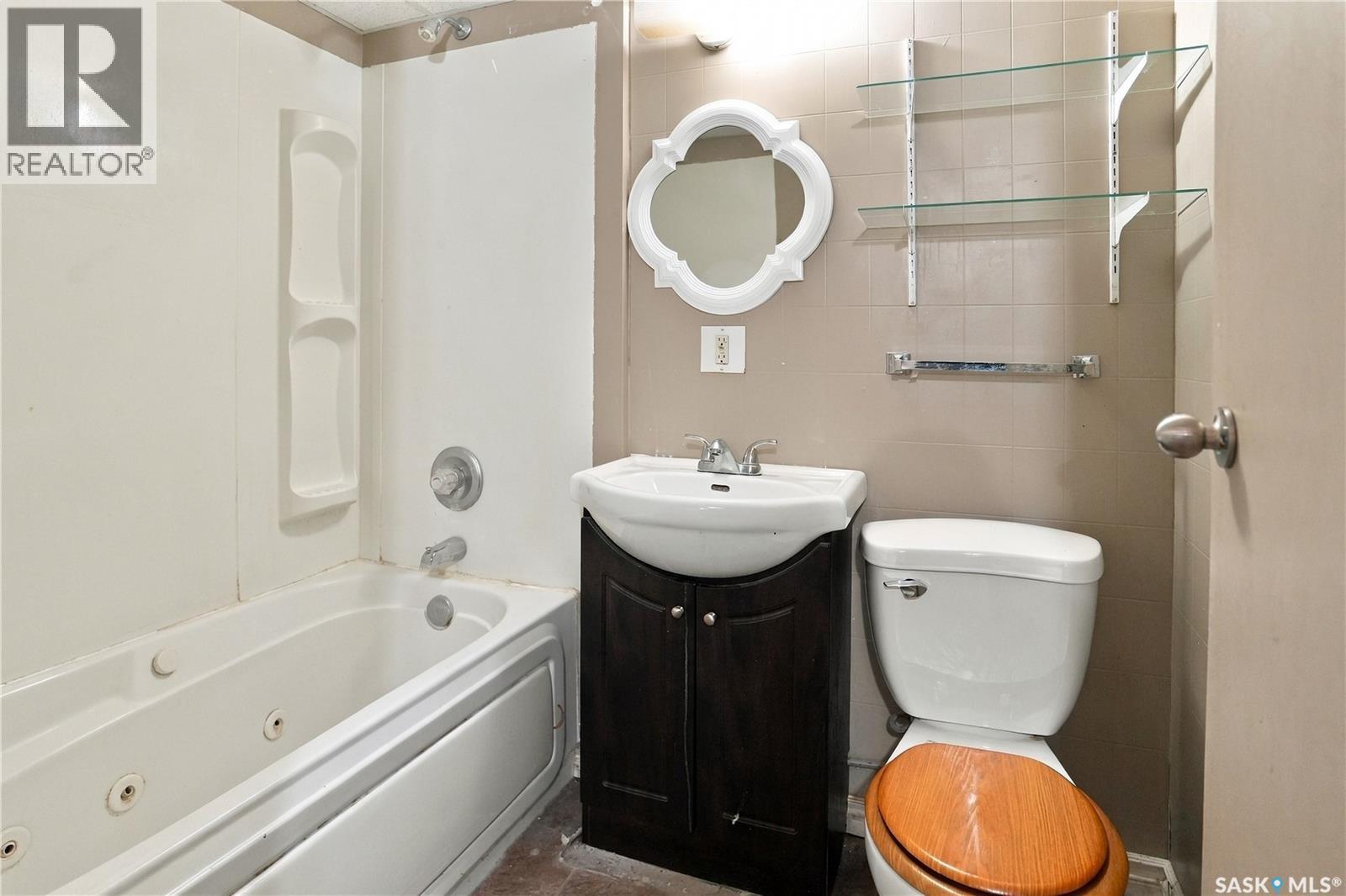8922 Thomas AVENUE, North Battleford — photo 15