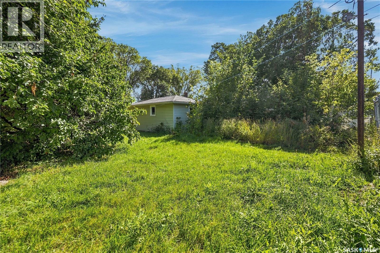 2716 Winnipeg STREET - Image 48