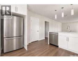 2716 Winnipeg Street, Regina, SK S4P1H9 Photo 15