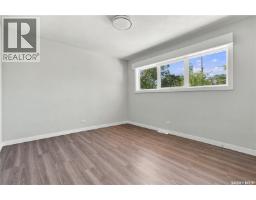 2716 Winnipeg Street, Regina, SK S4P1H9 Photo 19