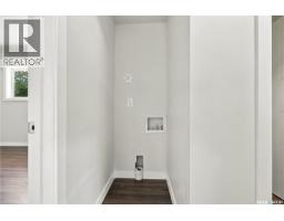 2716 Winnipeg Street, Regina, SK S4P1H9 Photo 26