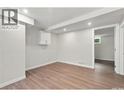 2716 Winnipeg Street, Regina, SK S4P1H9 Photo 33