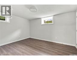 2716 Winnipeg Street, Regina, SK S4P1H9 Photo 36