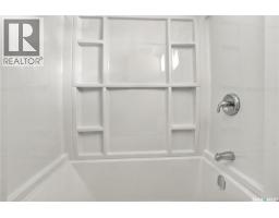 2716 Winnipeg Street, Regina, SK S4P1H9 Photo 41