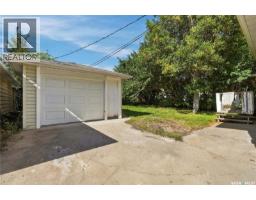 2716 Winnipeg Street, Regina, SK S4P1H9 Photo 43