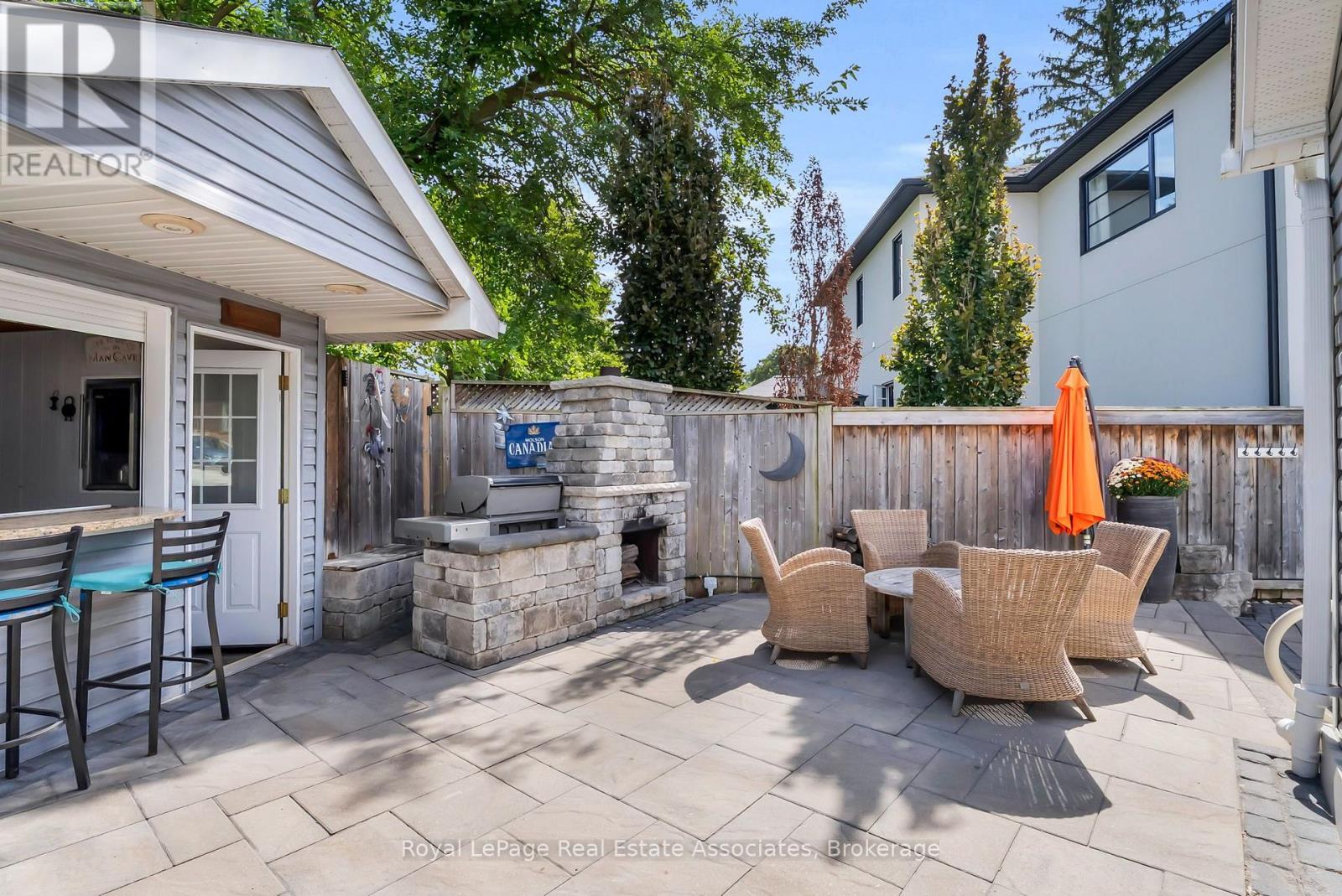 11 CHURCHILL CRESCENT - Image 32