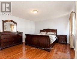 5936 Whitehorn Avenue, Mississauga, ON L5V2Y8 Photo 10