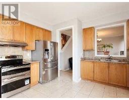 5936 Whitehorn Avenue, Mississauga, ON L5V2Y8 Photo 9
