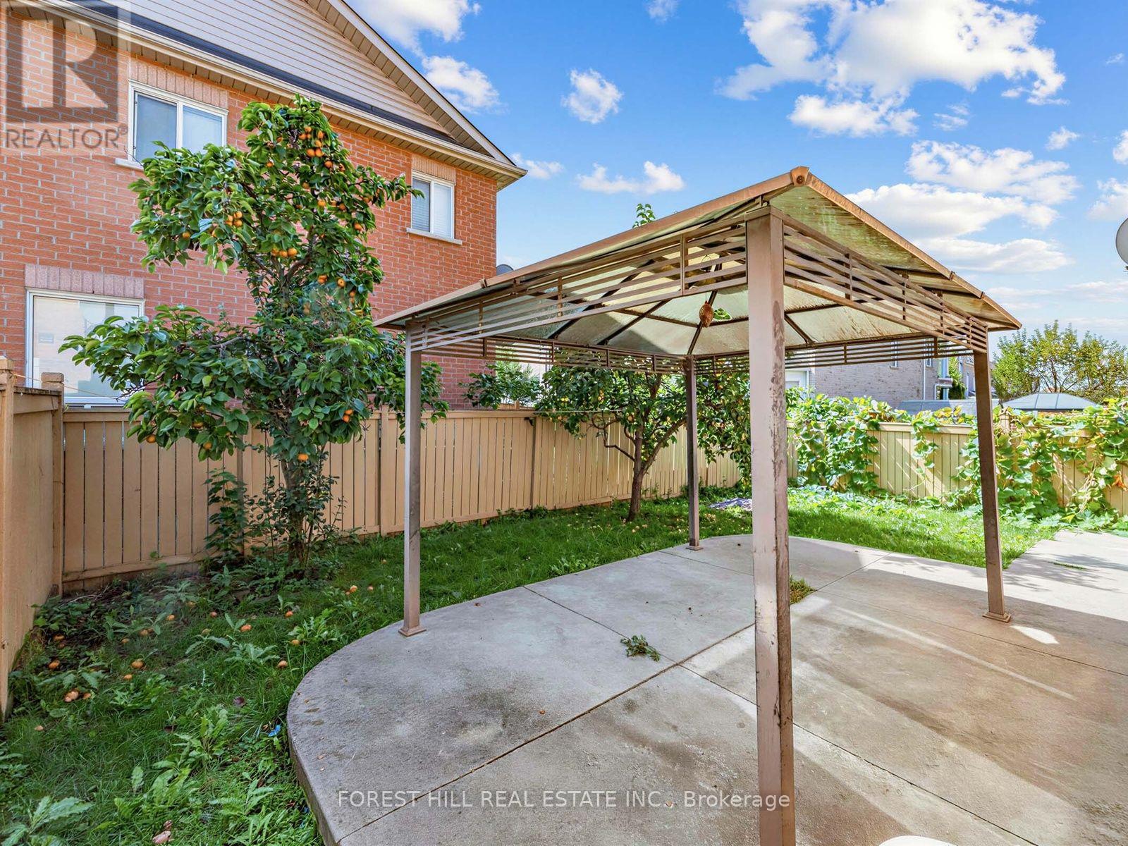 112 STONEYLAKE AVENUE - Image 33