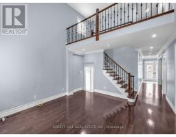 112 Stoneylake Avenue, Brampton, ON L6V4S3 Photo 8