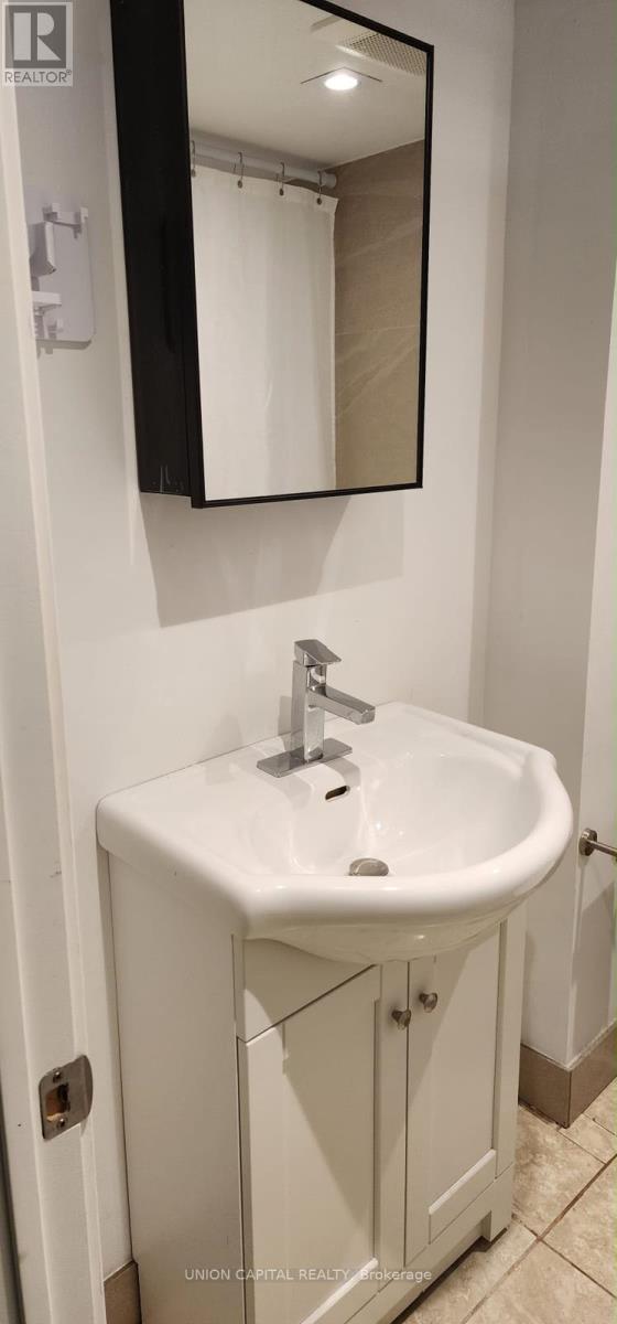BASEMENT - 137 TAVISTOCK ROAD, Toronto (Downsview-Roding-CFB) — photo 10