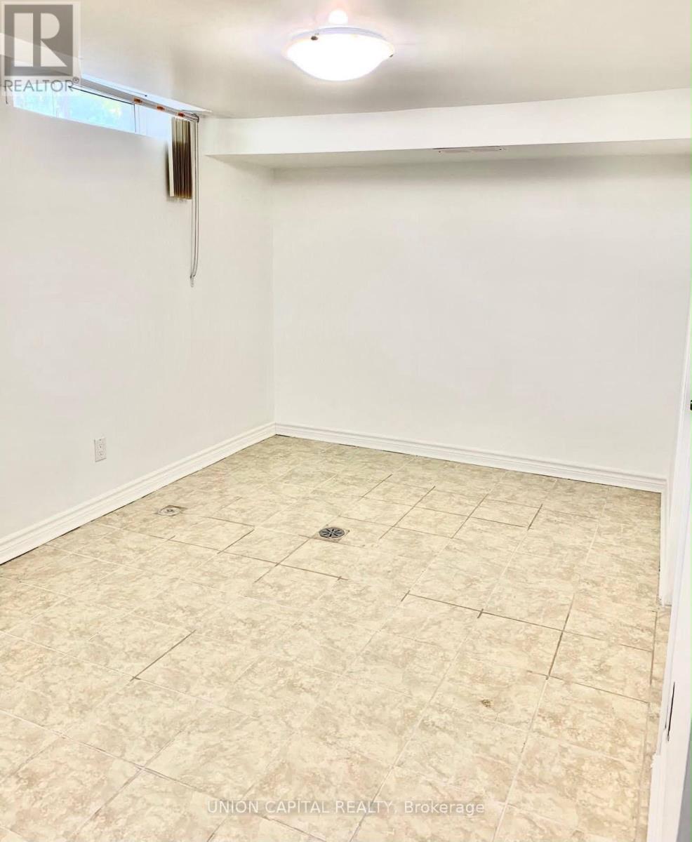 BASEMENT - 137 TAVISTOCK ROAD, Toronto (Downsview-Roding-CFB) — photo 8