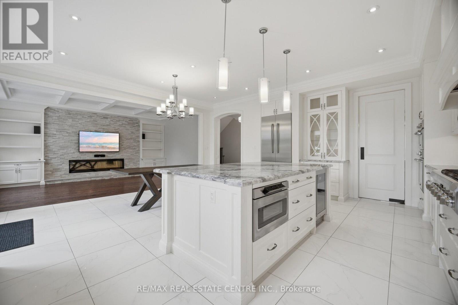 1496 MANSFIELD DRIVE, Oakville (CP College Park) — photo 9