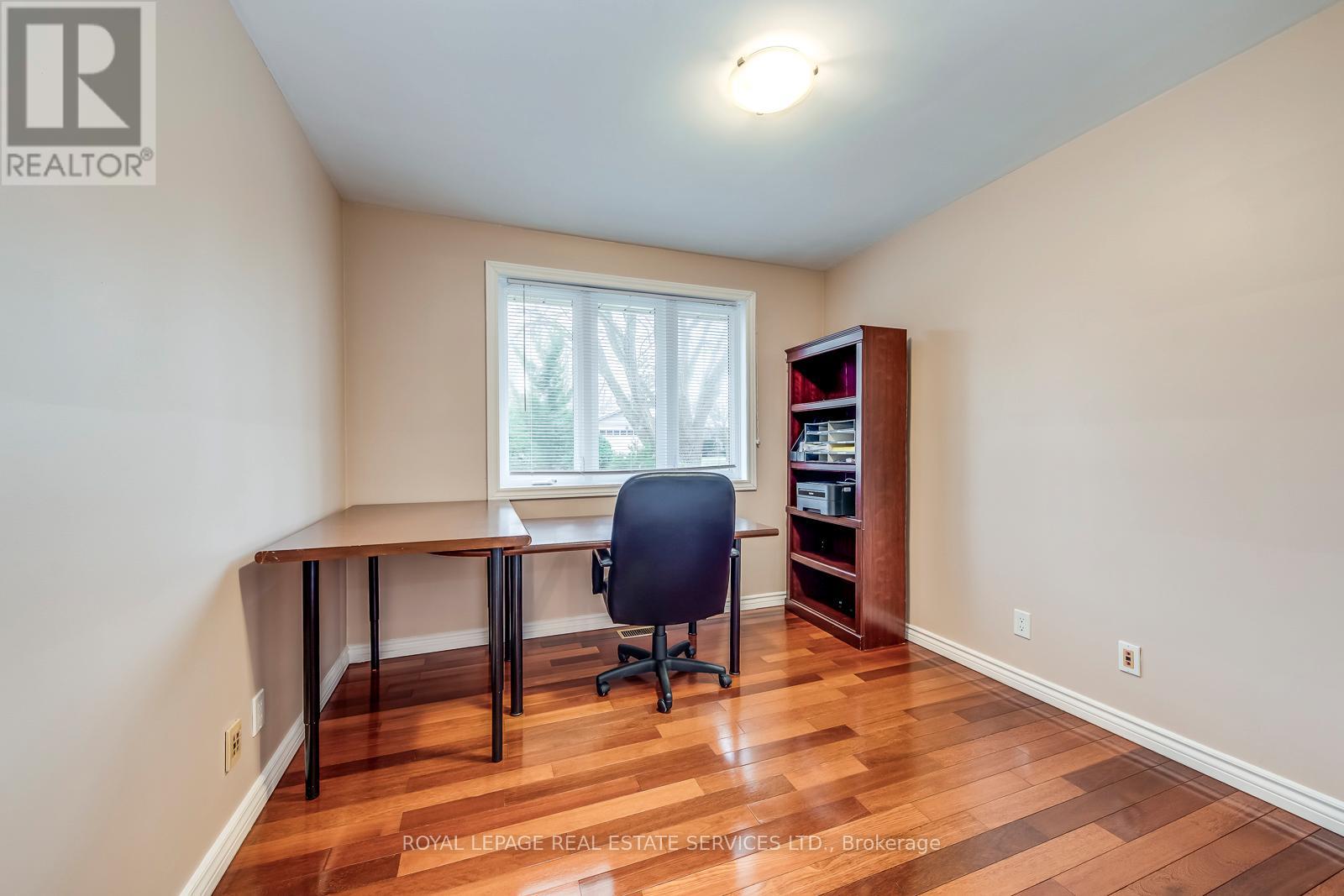 1607 EWALD ROAD - 15