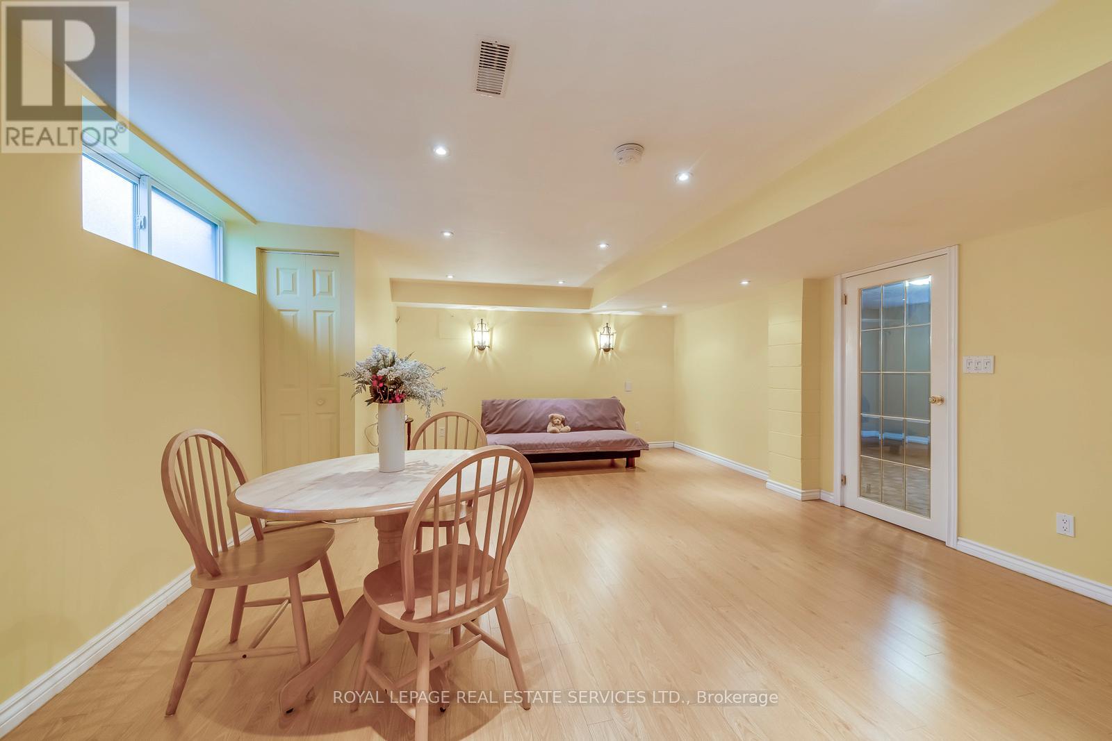 1607 EWALD ROAD - 22