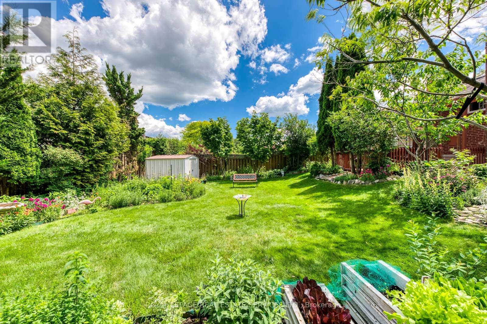 1607 EWALD ROAD - 31