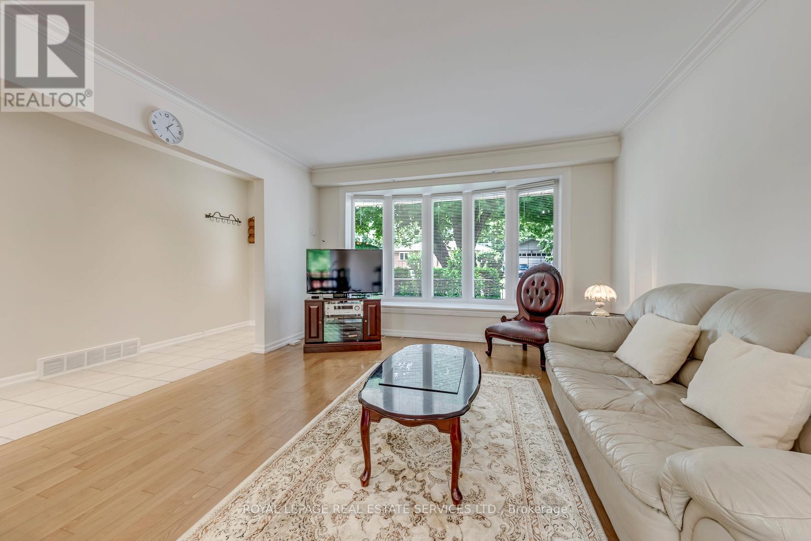 1607 EWALD ROAD - 4