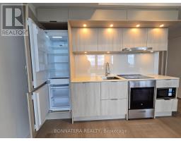 5704 - 448 Burnhamthorpe Road W, Mississauga, ON L5B0R4 Photo 9