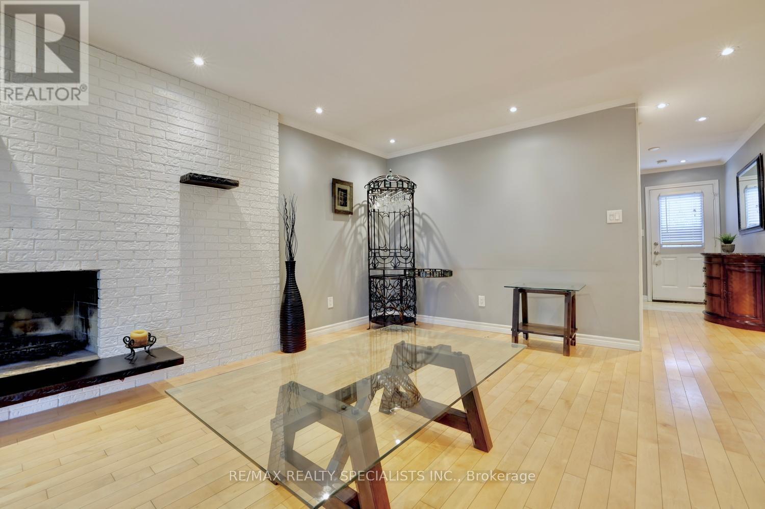 2442 BASSWOOD CRESCENT, Mississauga (Erin Mills) — photo 9