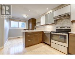2442 Basswood Crescent, Mississauga, ON L5L1Y1 Photo 16