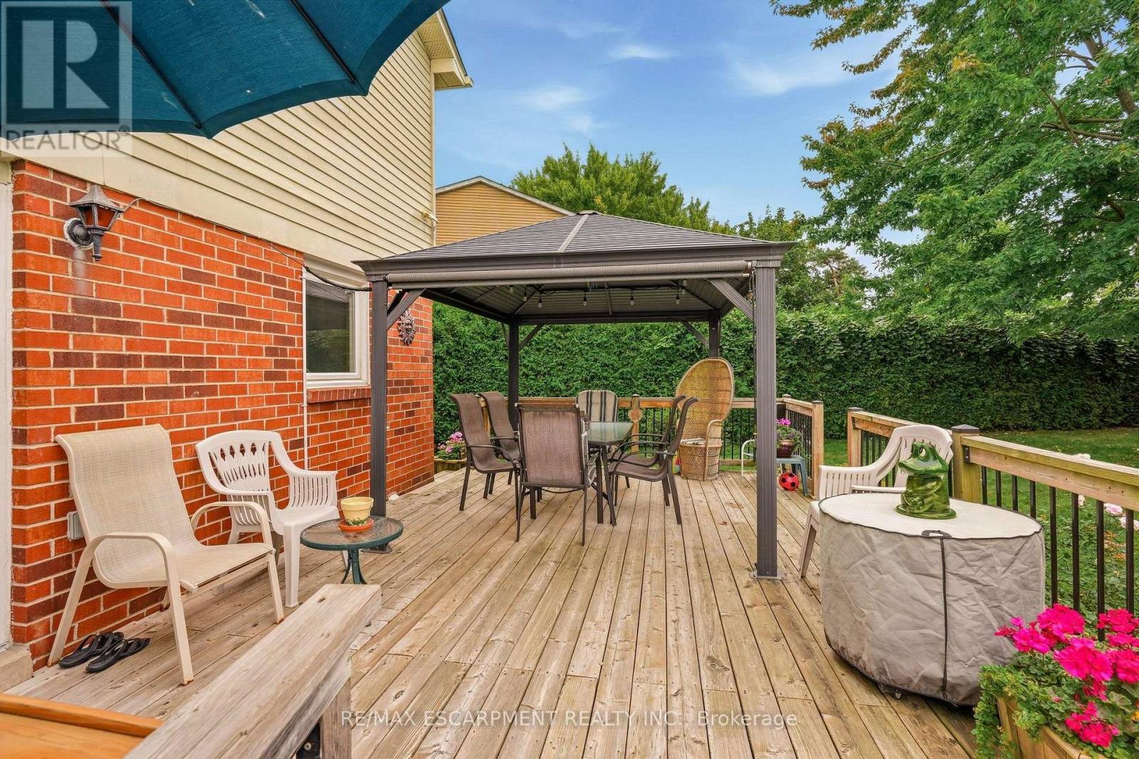 607 CLOVER PARK CRESCENT - Image 32