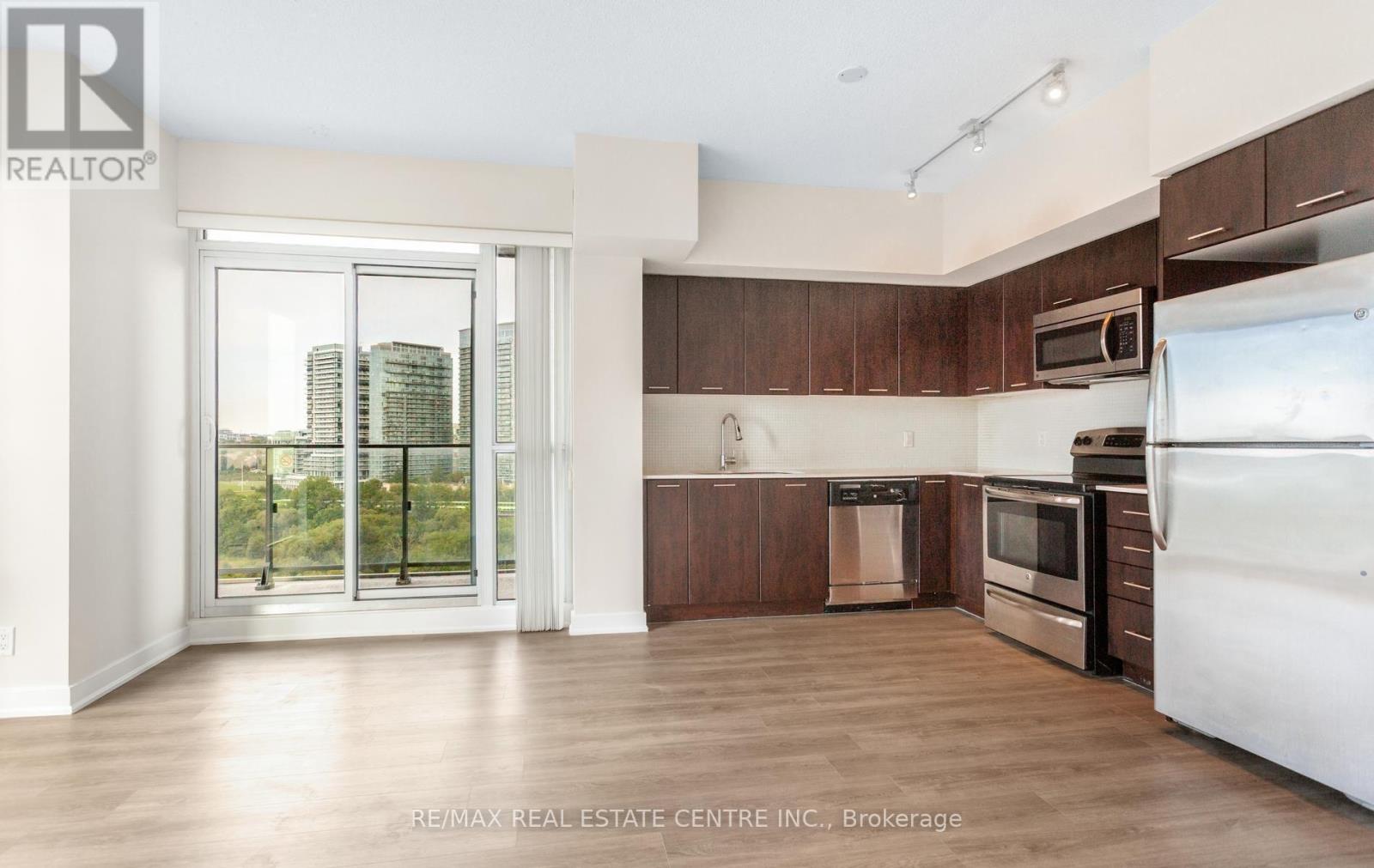 #1602 2220 LAKESHORE BOULEVARD W - 14