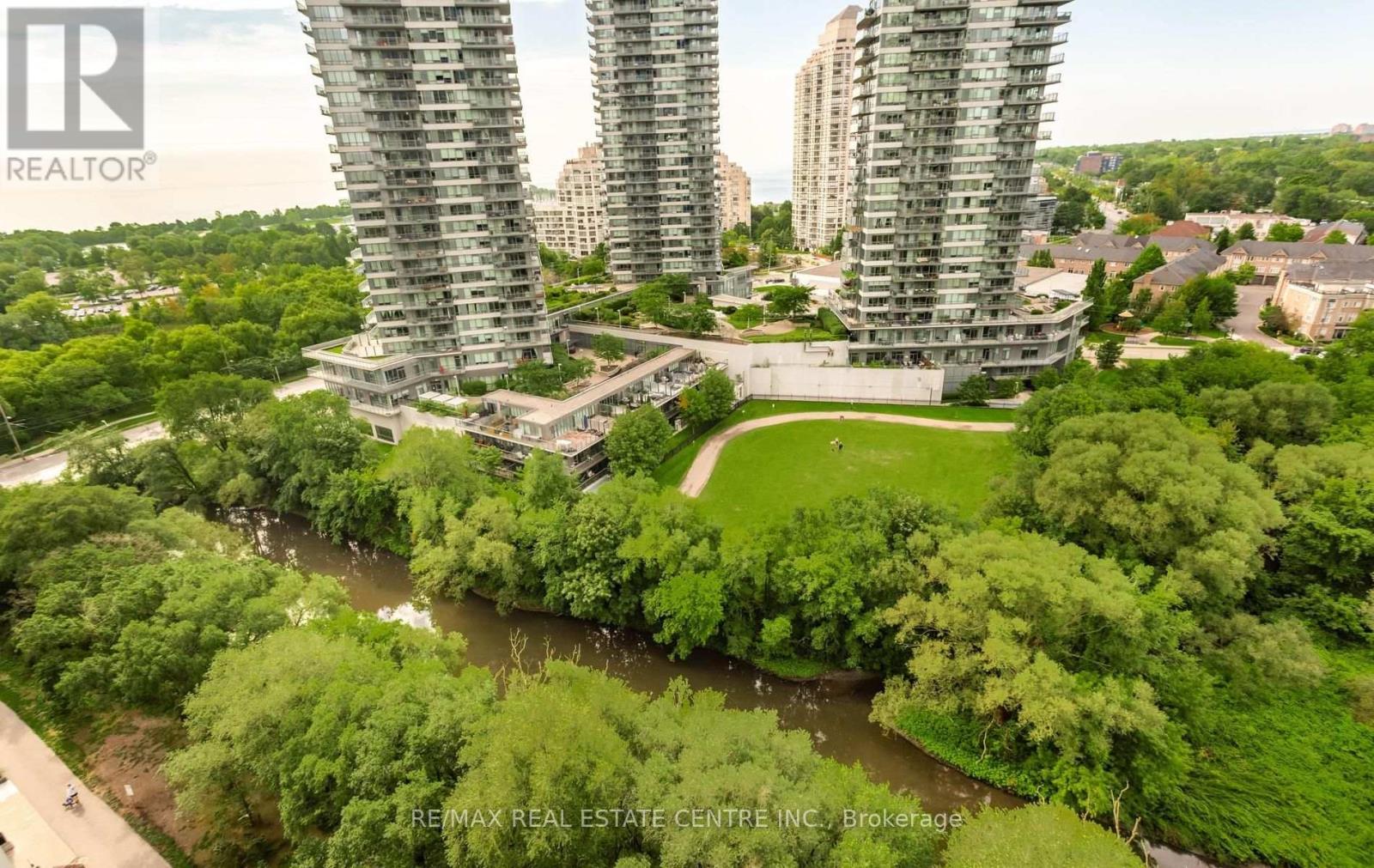 #1602 2220 LAKESHORE BOULEVARD W - 33