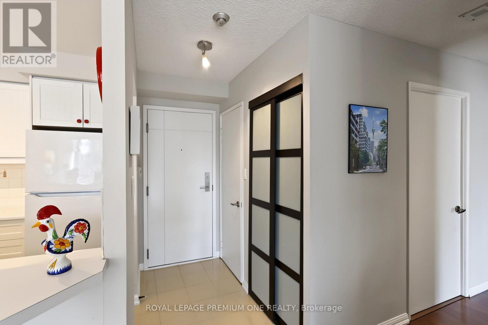 410 - 2267 LAKE SHORE BOULEVARD, Toronto (Mimico) — photo 2