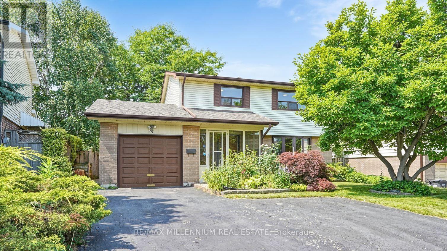 61 CENTRE STREET S, Brampton (Brampton East)