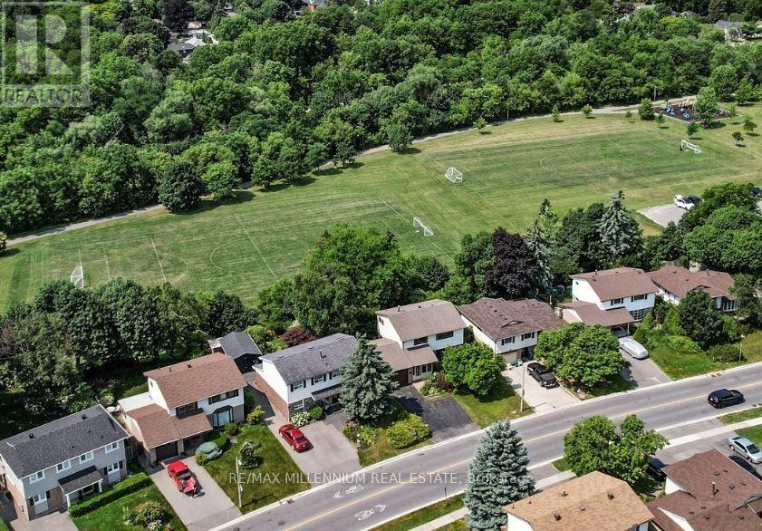 61 CENTRE STREET S, Brampton (Brampton East) — photo 3