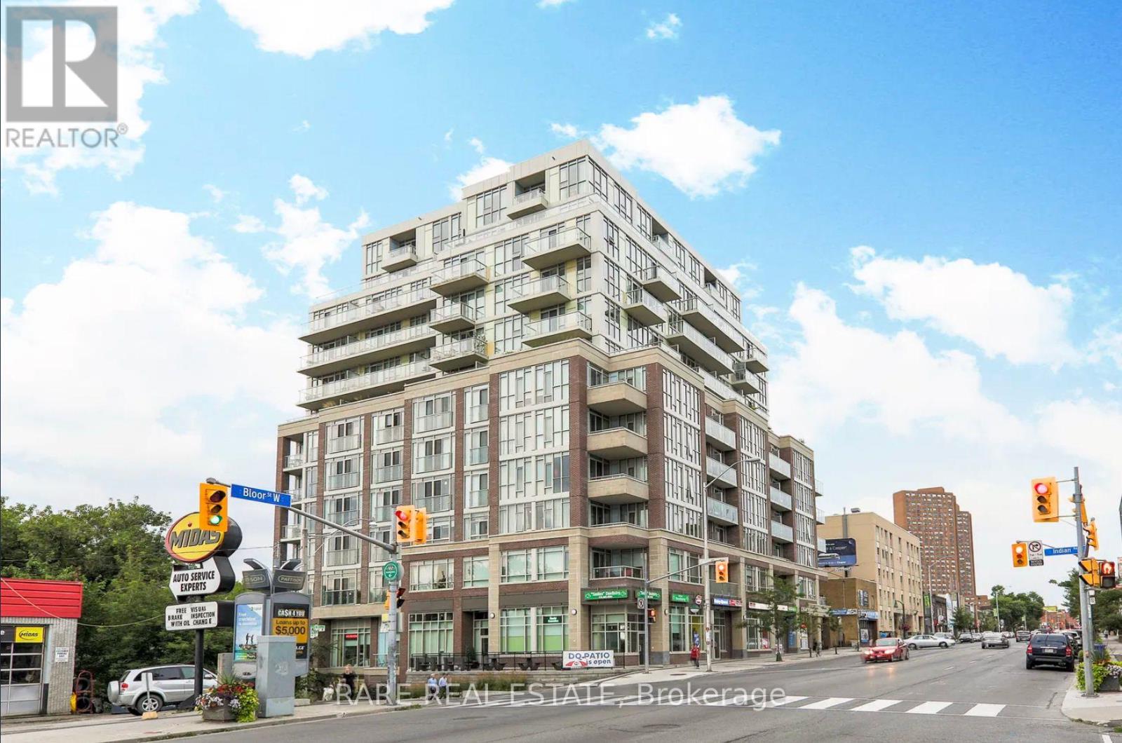 #607 1638 BLOOR STREET W - 26