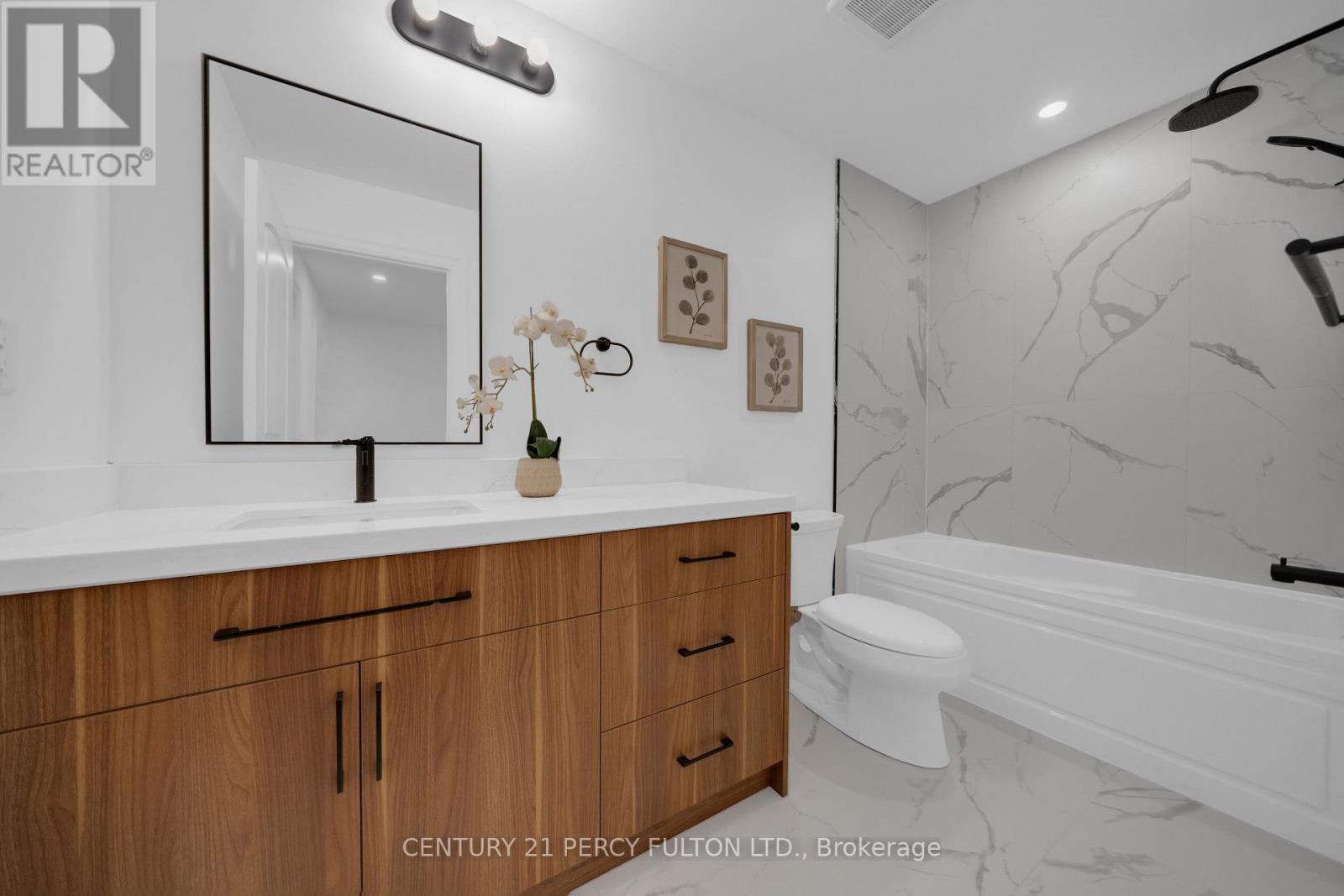 #5 6635 CLOCK COURT - 24