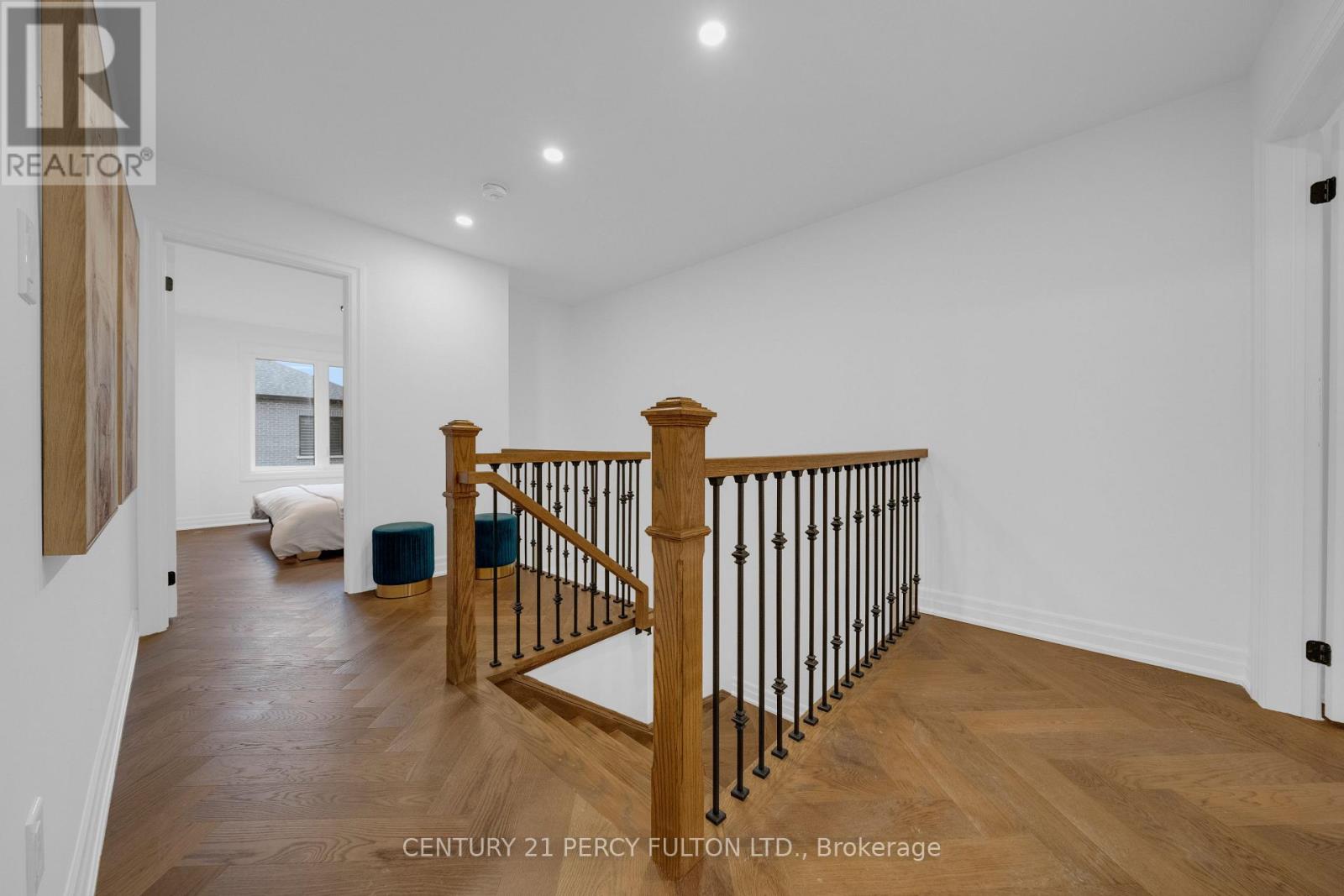 #5 6635 CLOCK COURT - 25