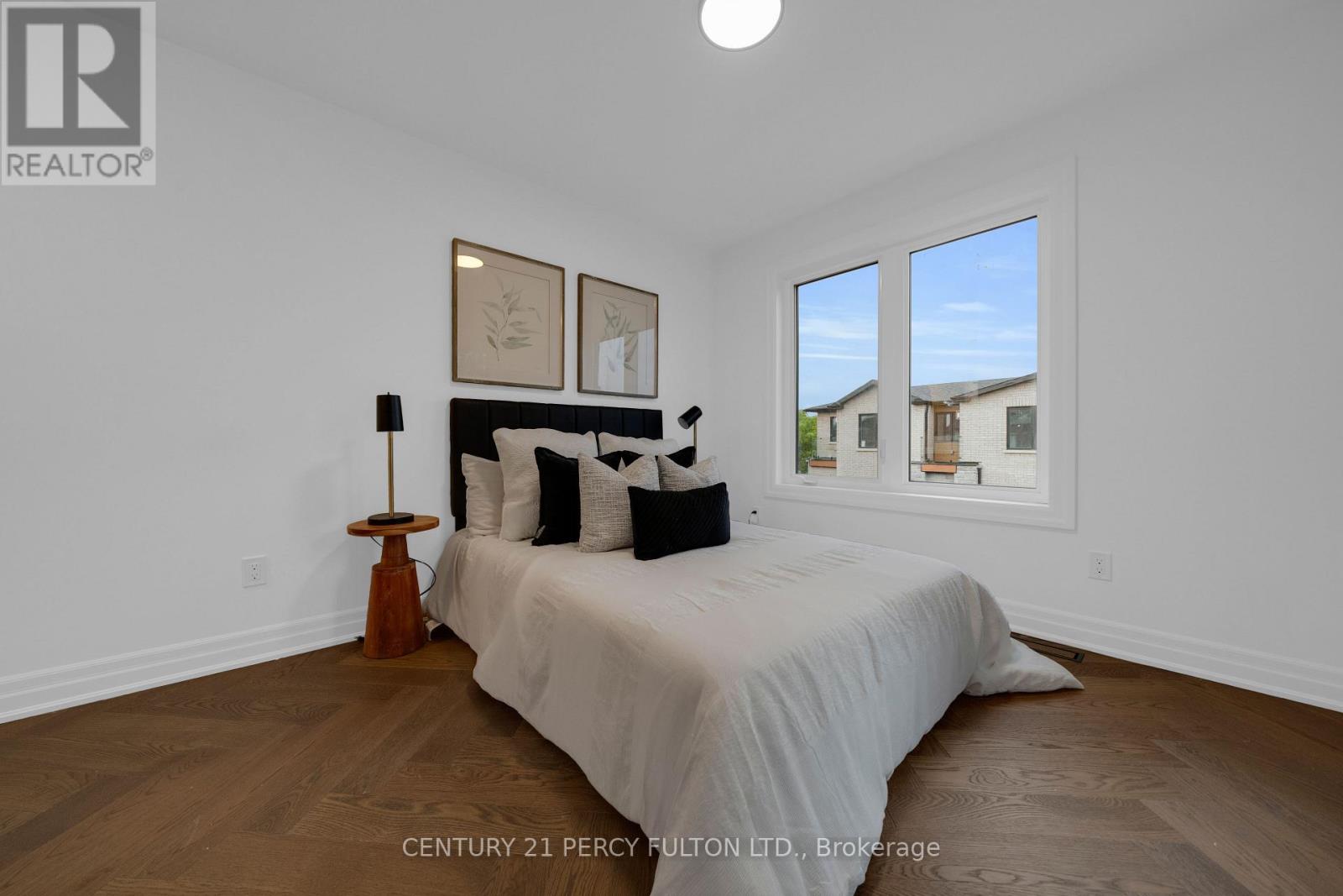 #5 6635 CLOCK COURT - 30