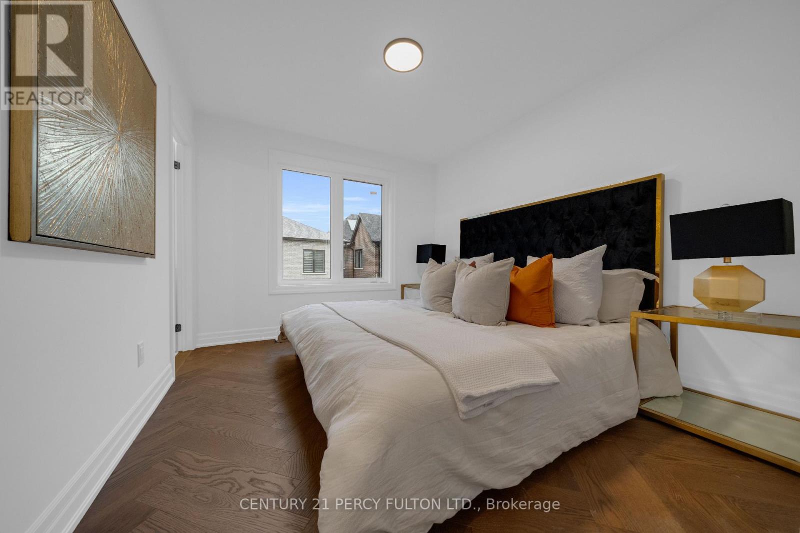#5 6635 CLOCK COURT - 33