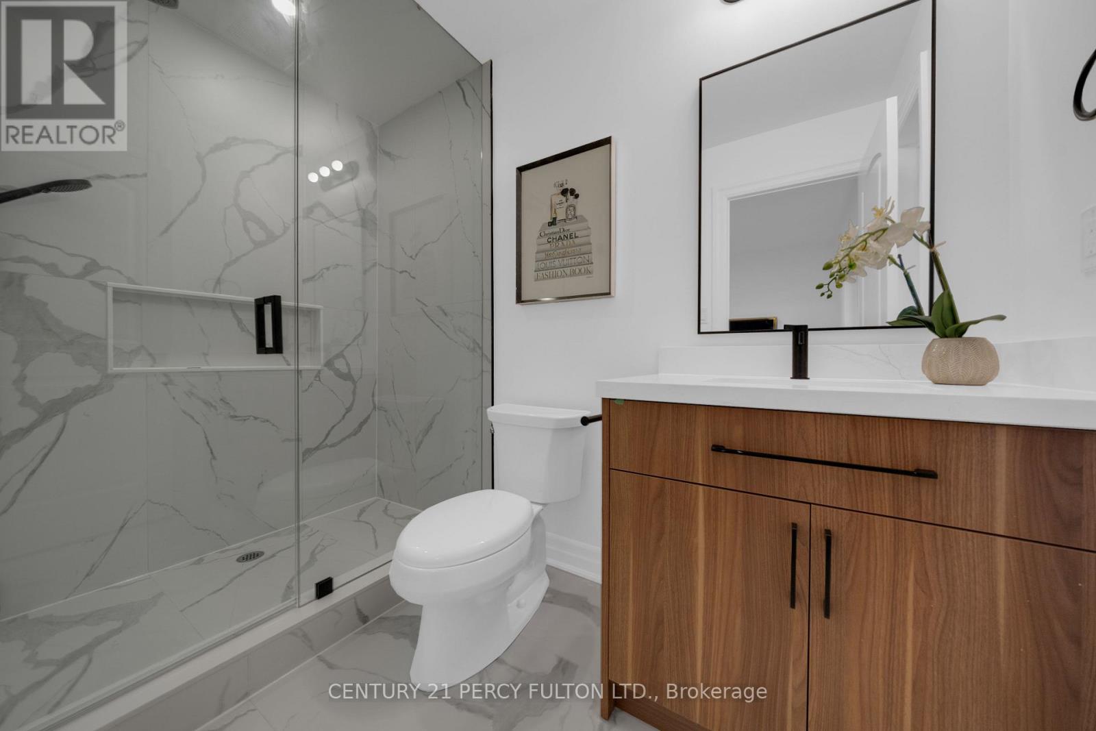 #5 6635 CLOCK COURT - 35