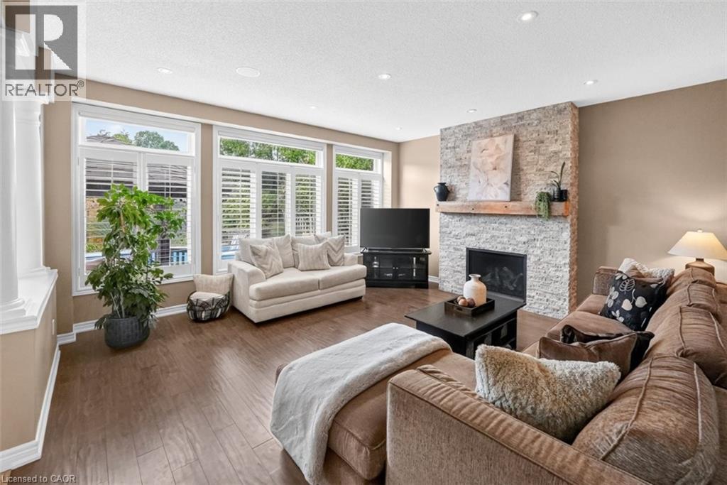 123 MOORLAND Crescent, Ancaster — photo 7