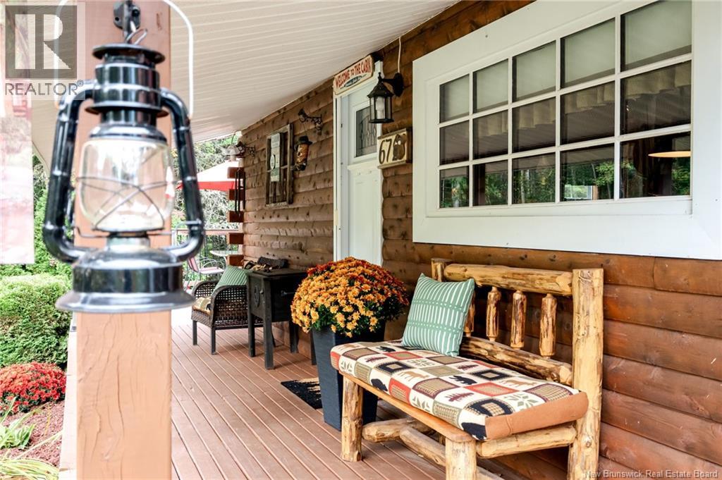 672 Lakefield Road - 2