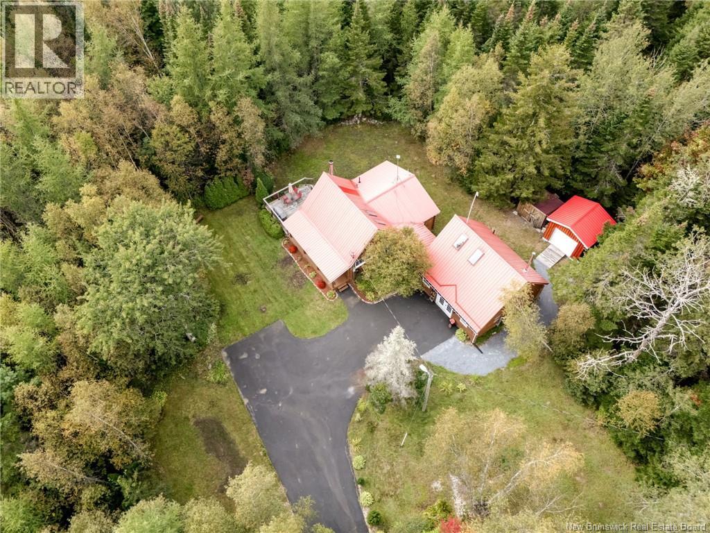 672 Lakefield Road - 3