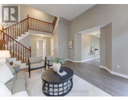Family room - 28 Roth Avenue, Wilmot, ON N3A4K8 Photo 10