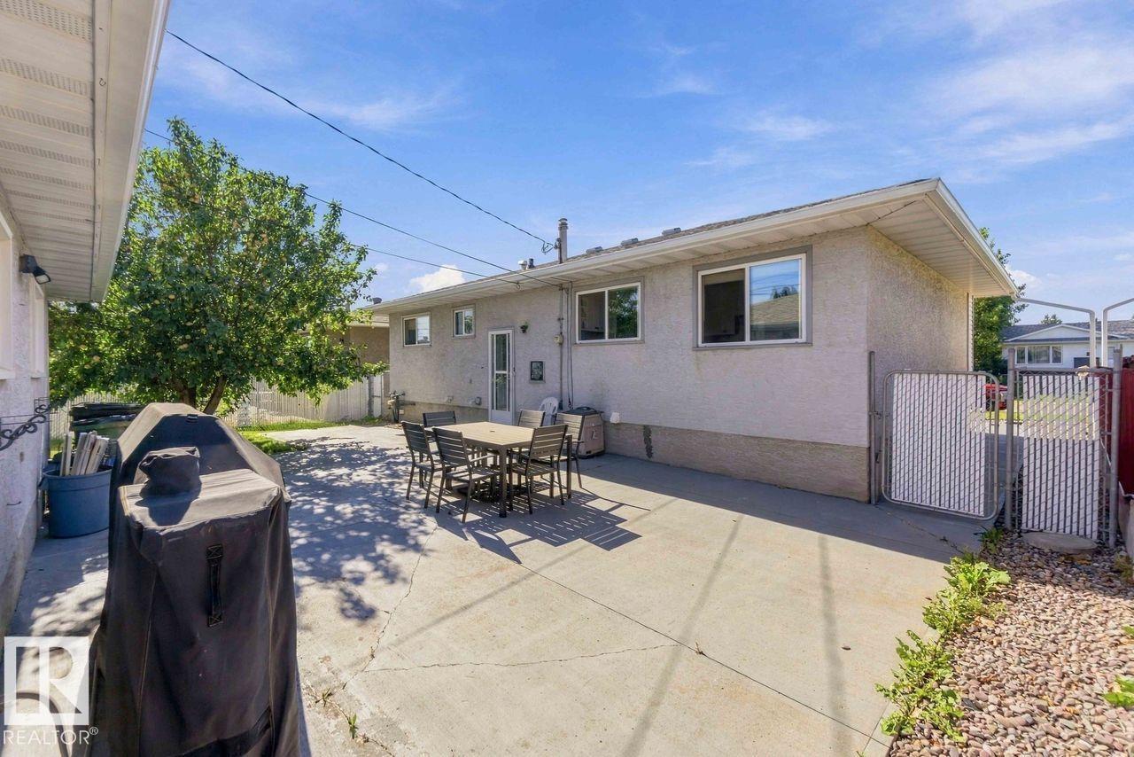 13427 83 Street NW - 39