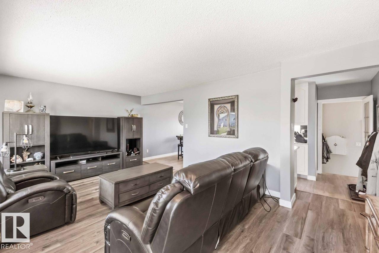 13427 83 Street NW - 4