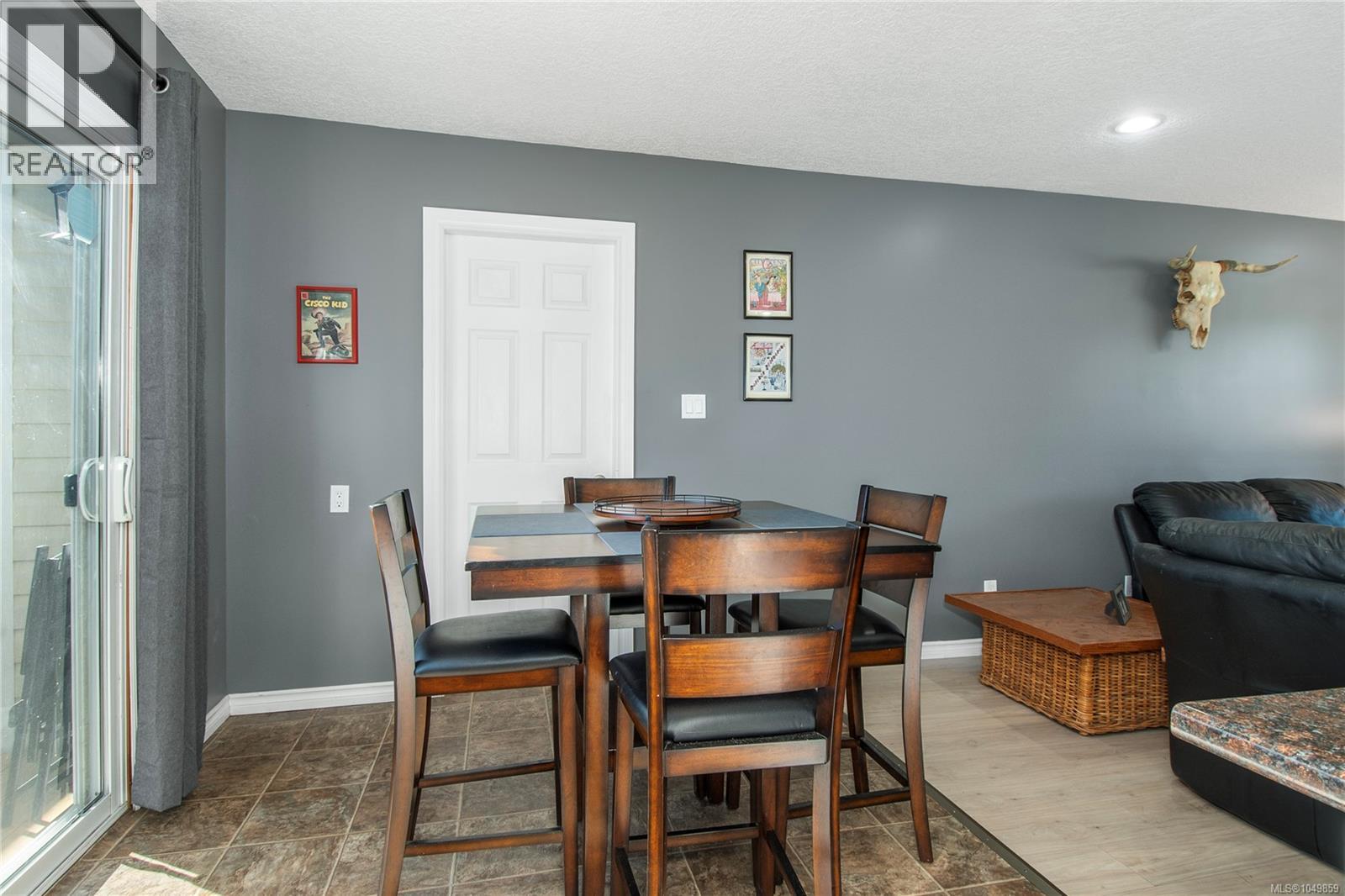 1890 15th Ave - Image 10