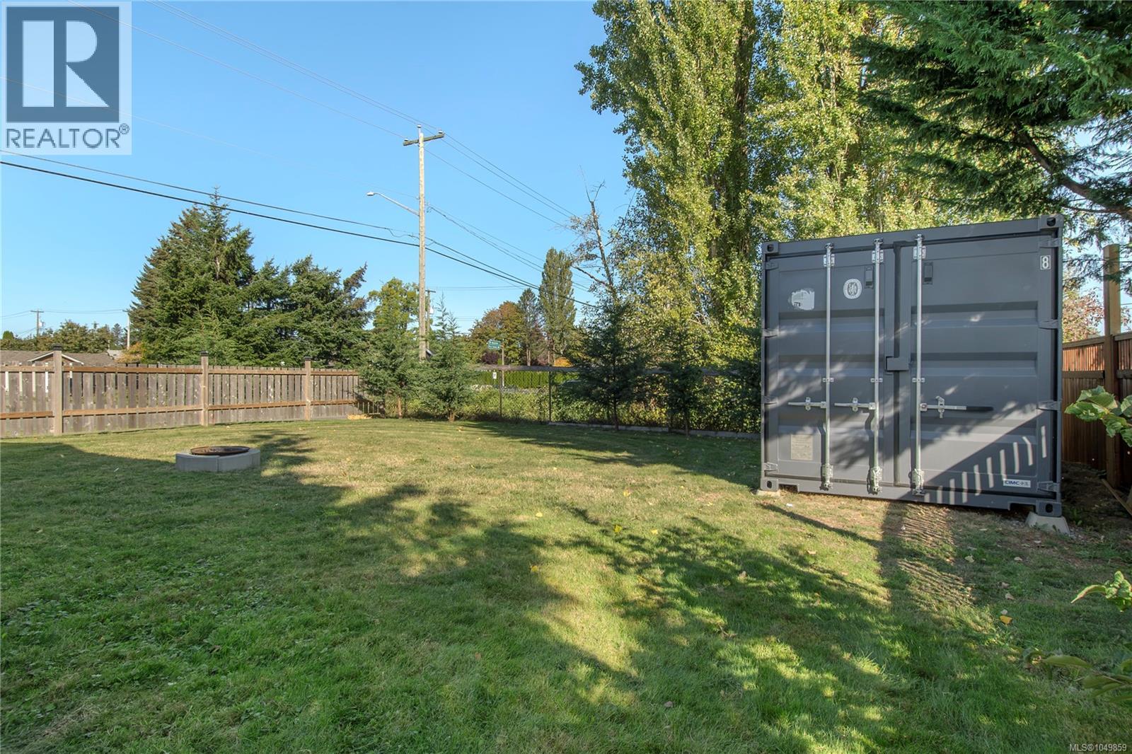 1890 15th Ave - Image 29