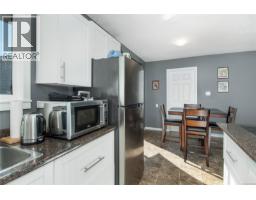 1890 15th Ave, Campbell River, BC V9W4J9 Photo 11