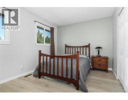 1890 15th Ave, Campbell River, BC V9W4J9 Photo 12